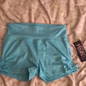 Rainbeau moves light blue shorts